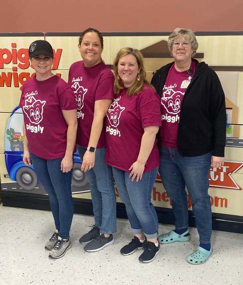 Geidel's Piggly Wiggly Employees